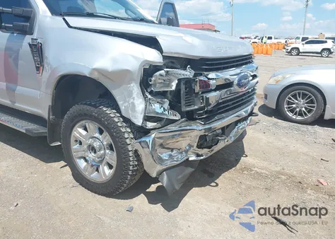 2017 Ford F-250 Xl z USA, uszkodzony, nr VIN 1FT7W2B63HEB84214